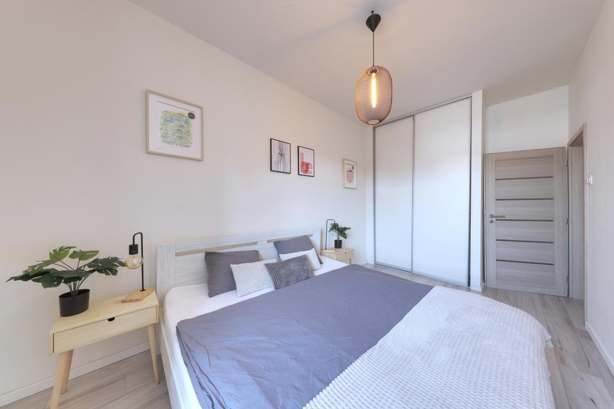 Lovely 2-Bedroom Apartment In Centre Of Μπρατισλάβα Εξωτερικό φωτογραφία